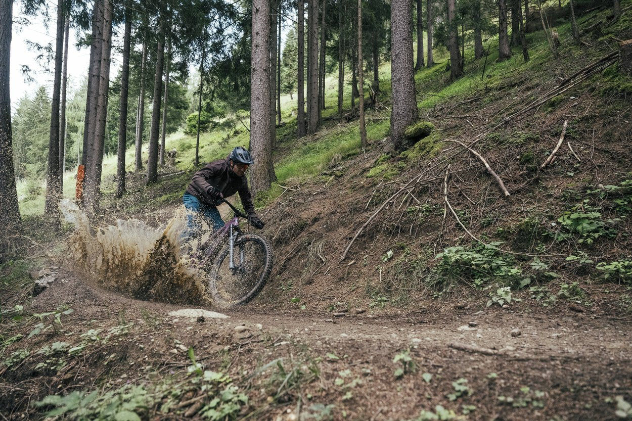 MTB Hose Shelter 3L Hybrid Unisex