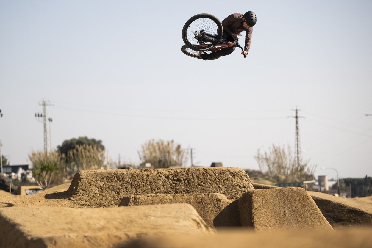 MTB Helmet Seek EU/CE