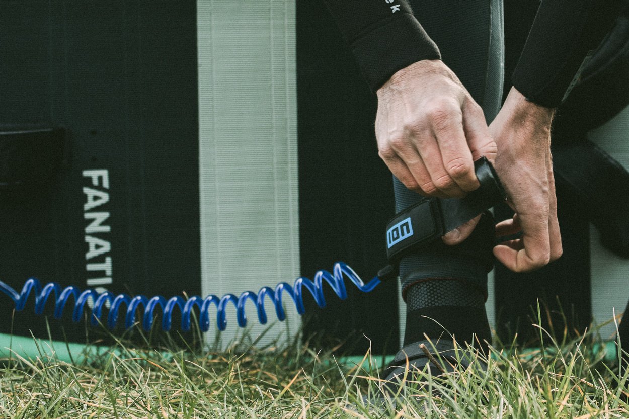 Wing Leash Core Coiled Ankle